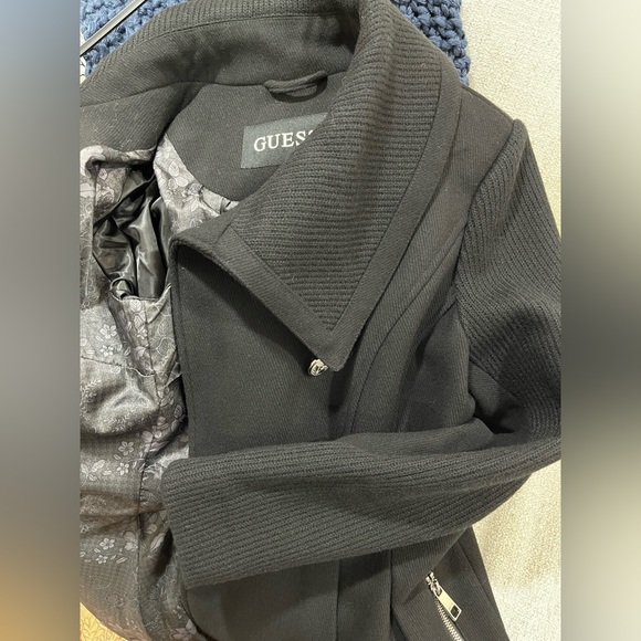 GUESS Jacket- Black- Medium - Picture 5 of 7